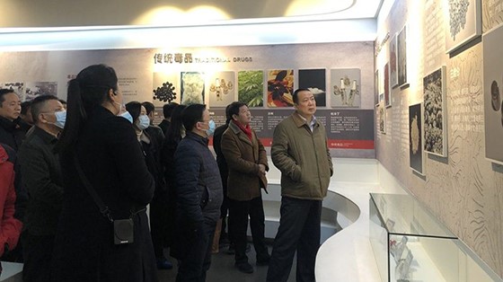 毒品禍害無(wú)窮，禁毒任重道遠(yuǎn)